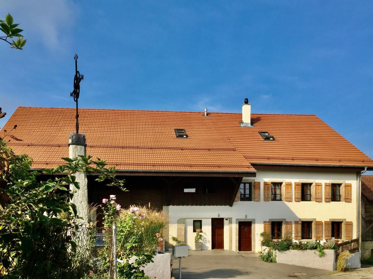 Les 3 Coeurs - Chambres Chez Charmants Habitants Font Exterior photo